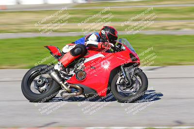 media/Jan-20-2023-Fastrack Riders (Fri) [[f2ad32aba3]]/Level 1/session 4 turn 6/